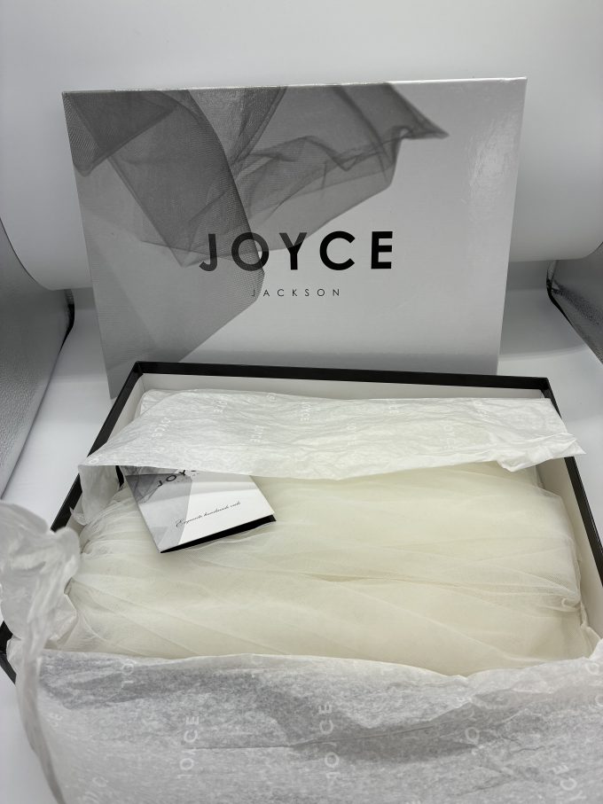 Joyce Jackson Santa Ana Full-Length Bridal Veil – Ivory