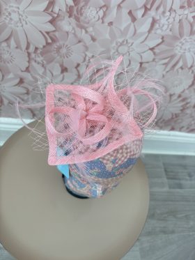 Pink Elegant Fascinator with Veil and Feather Detail