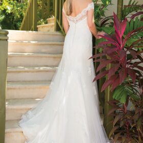 Ivory and Co - Pearl Lagoon Size 14