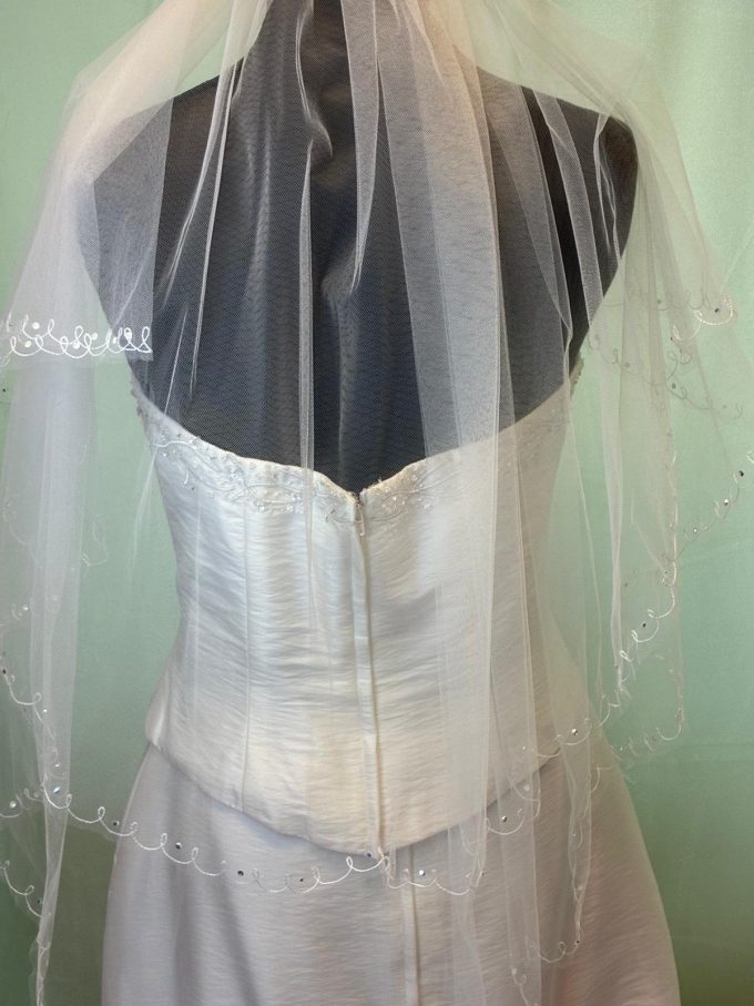 Hip veil - Scallop Edge and Diamanté Detail