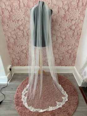 Joyce Jackson Santa Ana Full-Length Bridal Veil – Ivory