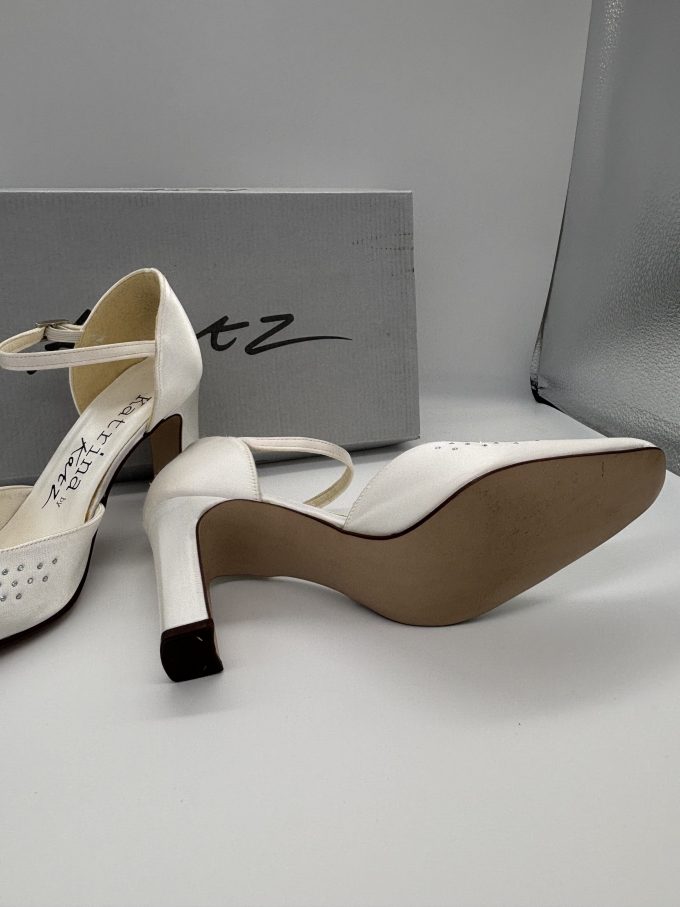 bridal shoes size 5.5 (38.5)