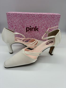 Ivory Satin Bridal Shoe - Size 4 - Cadallac